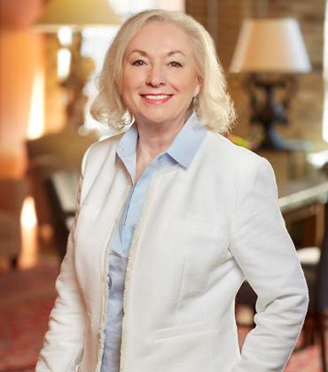 Lynn Bennett, Leadership Intelligence | Manage HR Magazine | Top Executive Coaching Companies In Canada