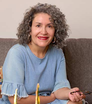 Ángela Díaz,  TransformAccion | Manage HR Magazine | Top Leadership Development Training/ Coaching Company in Latin America