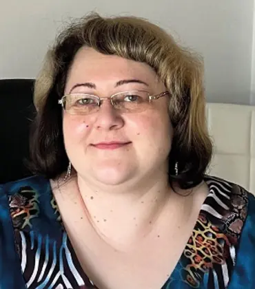 Ela Voicheci Ela Voicheci