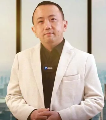 Yussy Santoso