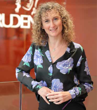 Nikki Davies